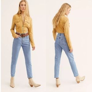 Levi's Vintage 502 High Waisted Tapered Mom Jeans